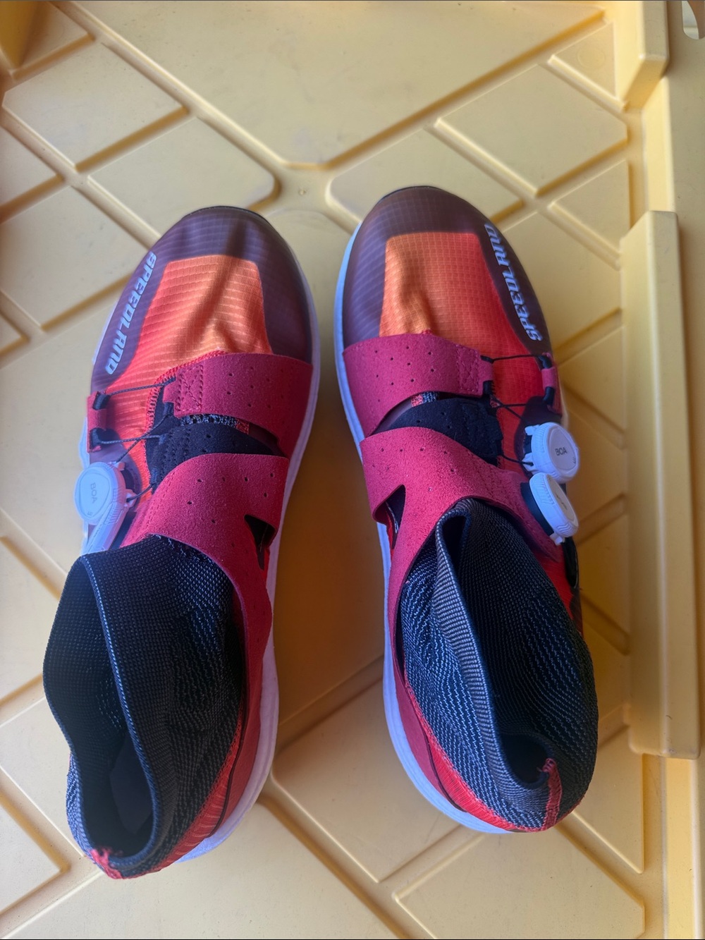 Men’s trail running shoe
